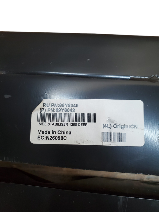 Lot 2x Side Stabiliser 1200 DEEP - PN:69Y6048