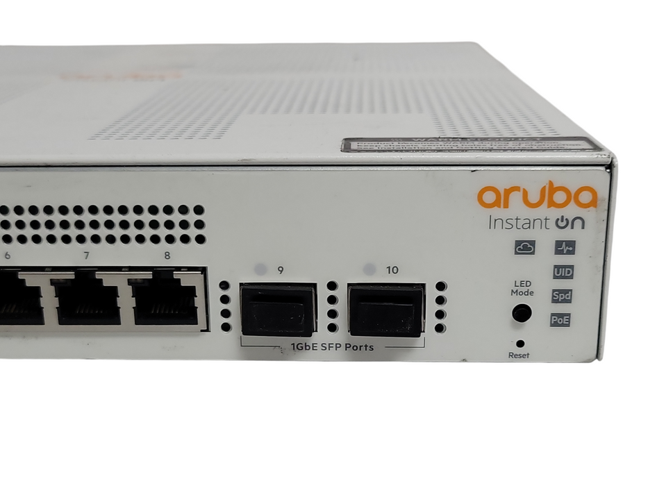 Aruba Instant On 1930 Switch 8p 1G Base-T Class 4 PoE / 2p 1G SFP JL681A