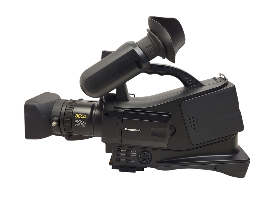 Panasonic AG-DVC20P MiniDV Camcorder W/ Charger, 2x Battery, Cleaning tape, Tape