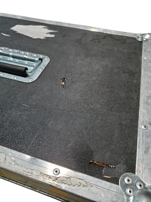 Equipment Case 18.5in x 16in x 24.5in w/ Wheels