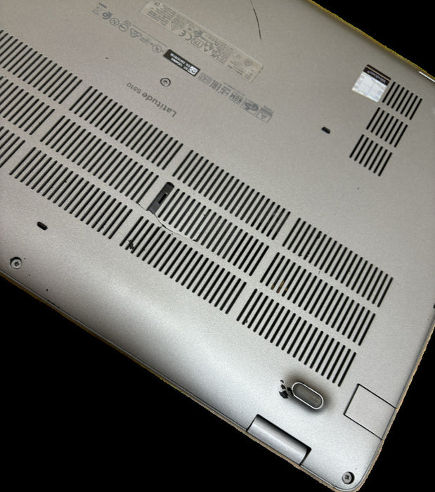 Dell Latitude 5510 i5-10310U@1.7GHz 16GB 256SSD Missing \\"Windows\\" Key READ!