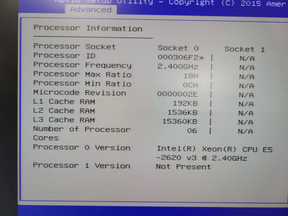 Cisco UCS C220 M4 8x 2.5"| Xeon E5-2620 v3 @2.40GHz, 16GB DDR4, MEGA RAID
