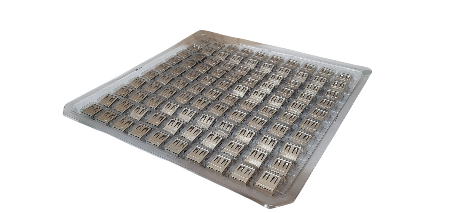 lot of x 100 Samtec USB-A-S-F-B-TH Type-A Female Connector (USB 2.0)