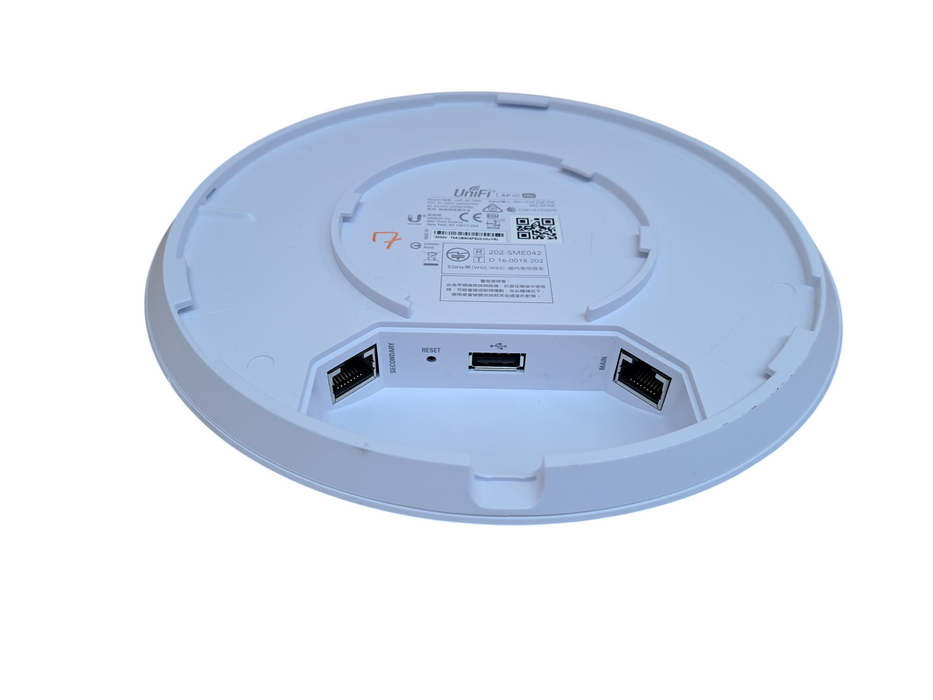 Ubiquiti Networks UAP-AC-PRO 1300Mbps Wireless Access Point + Mounting Bracket
