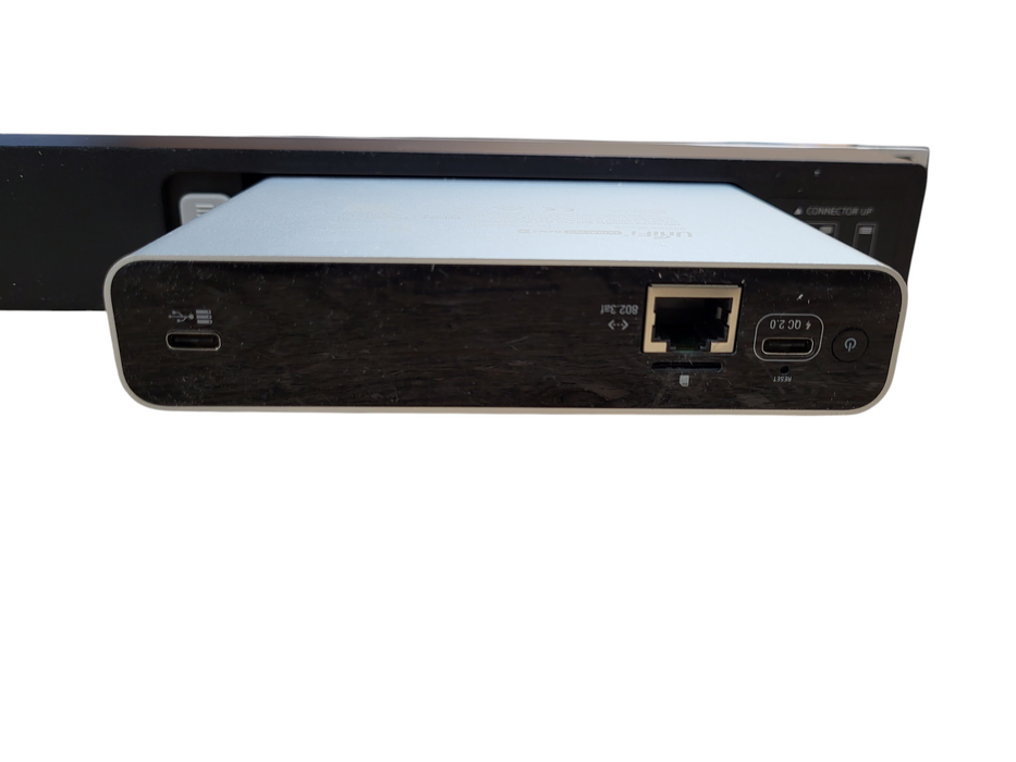 Ubiquiti UniFi Cloud Key Gen2 + Packet Networking Device UCK-G2-PLUS w/ CKG2-RM