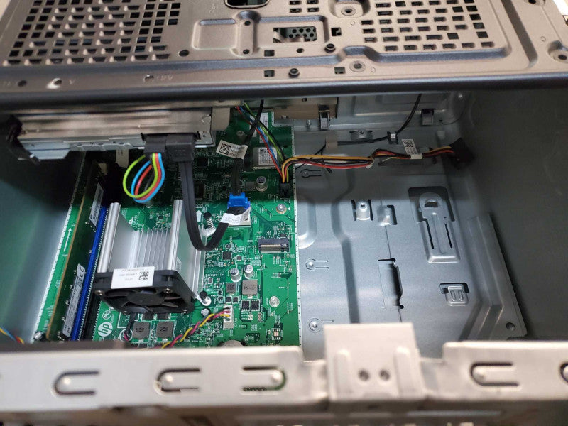HP Pavilion 590 Tower Desktop AMD A9-9425 8GB RAM NO HDD @