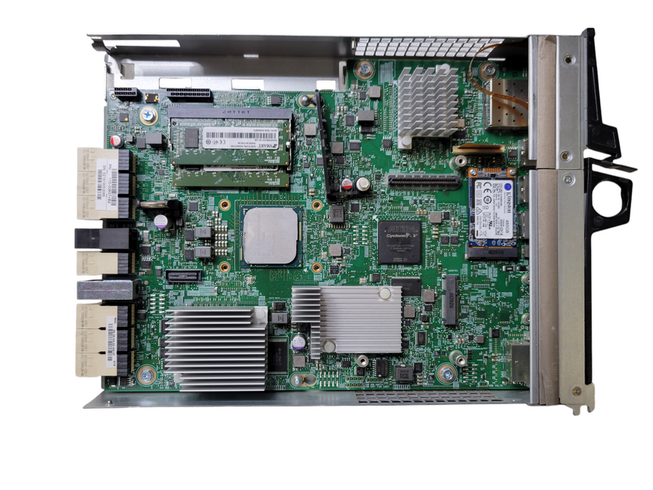 NetApp Controller Module E2800 E2800A-8GB 111-03736 W/ RAM 480GB SSD (READ)