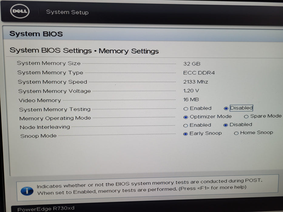 Dell PowerEdge R730xd - 2x Xeon E5.2667 v3 32GB DDR4 PERCH H730P Mini 2x750W PSU