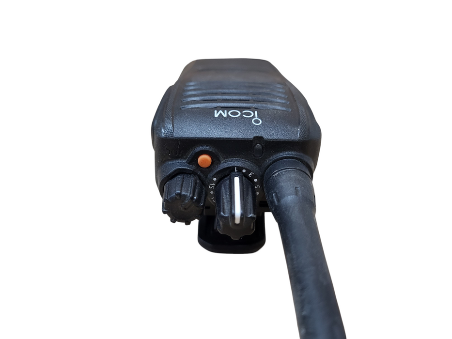 Icom F1100D IDAS Digital Two Way Radio w/ AC, Charge cradle