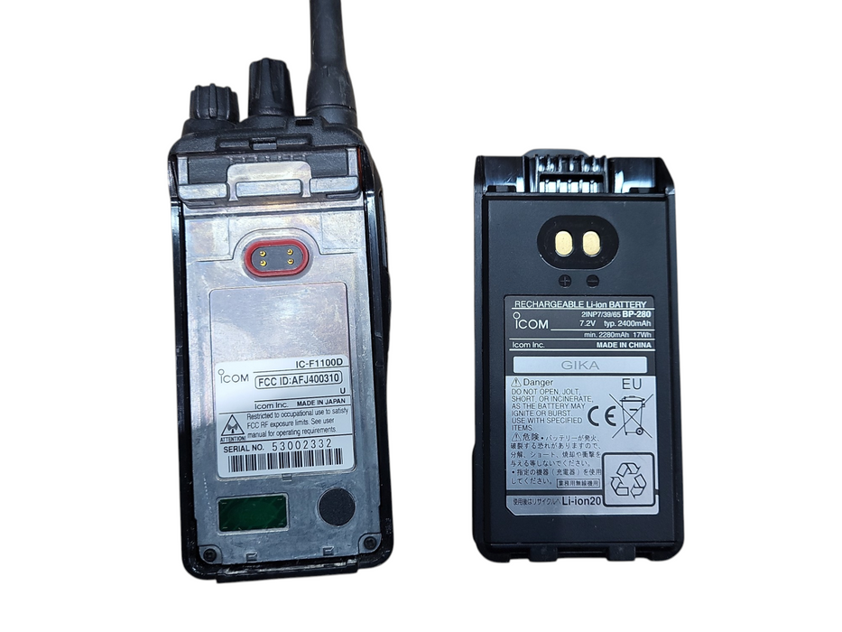 Icom F1100D IDAS Digital Two Way Radio w/ AC, Charge cradle
