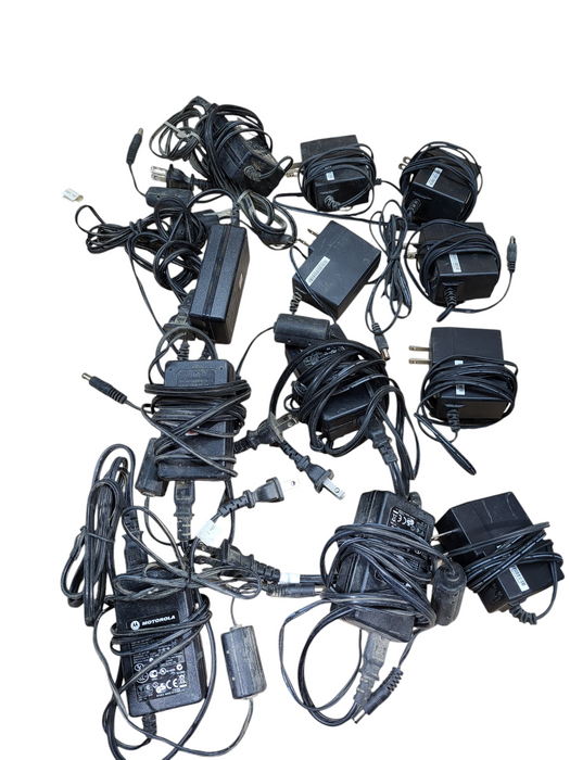 Lot of 12x Motorola CP200d UHF Two-Way Radio UHF 16 channels w/ AC, cradle