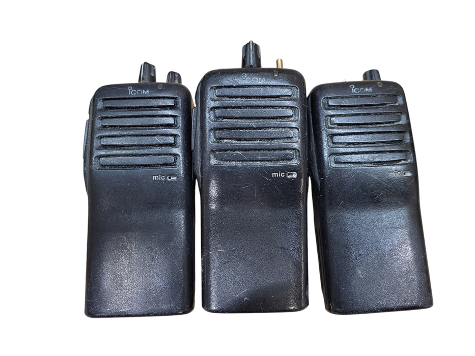 Lot of 3x Icom radios No battery READ