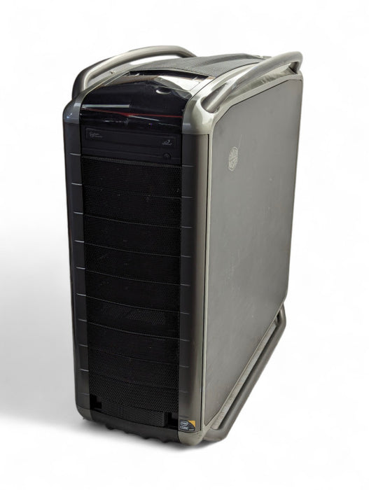 CoolerMaster Cosmos i7-990X ASUS Sabertooth X58, 24GB RAM, GTS 450 GPU -