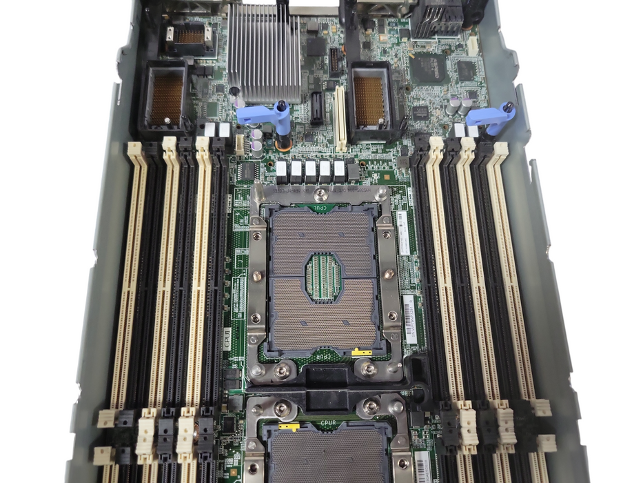 Lenovo ThinkSystem SN550 Blade, No RAM/CPU/HDD/Heatsink, READ
