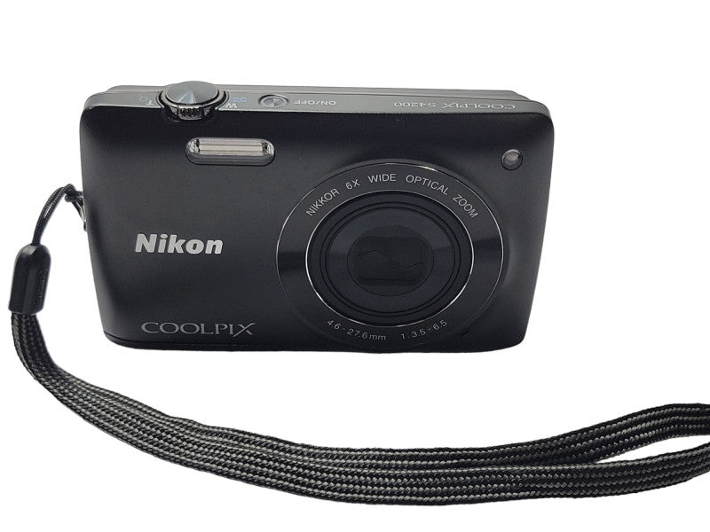 Nikon CoolPix S4200 16,0Mp 6x Compact Digital Camera, No SD Card, READ _