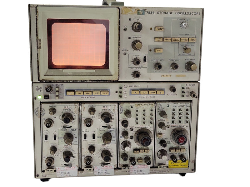 Tektronix 7834 Storage Oscilloscope, READ _