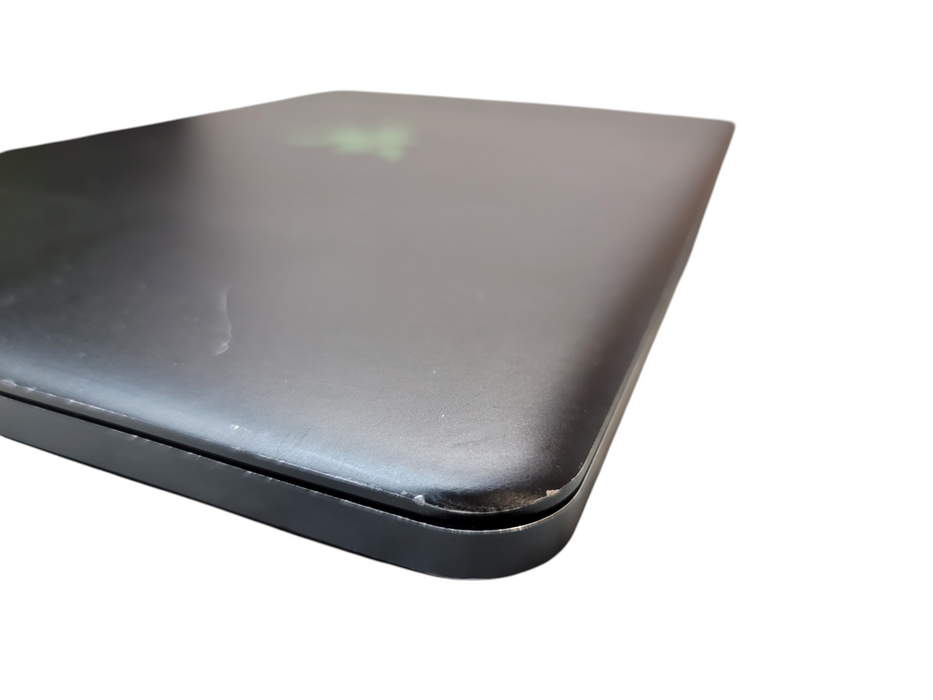 Razer Blade RZ09-01652 14" i7-6700HQ 16GB DDR4 GTX 970M 256GB NVMe TOUCH READ