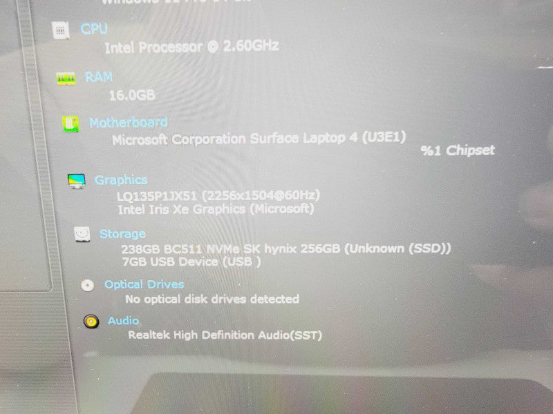 Microsoft Surface Laptop 4 13.5 4-Core i5-1145G7 @ 2.6GHz 16GB DDR4 256GB SSD ( Lap200