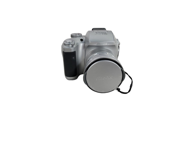 Vintage Fujifilm FinePix S3100 Early Digital Camera 6X 4.0 MP !