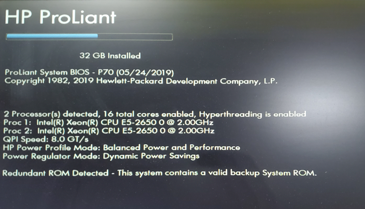 HP ProLiant DL380P Gen8 - 2x Xeon E5-2650 0, 32GB DDR3, P420i - No HDD