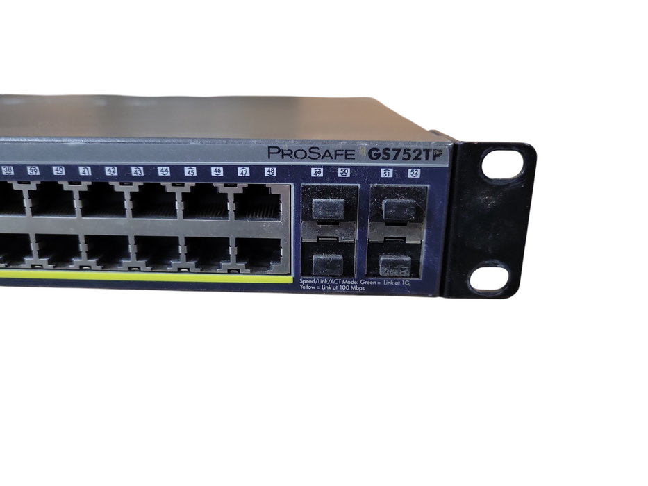 Netgear ProSafe GS752TXS 52-Port 4 10GE SFP+ Gigabit Switch