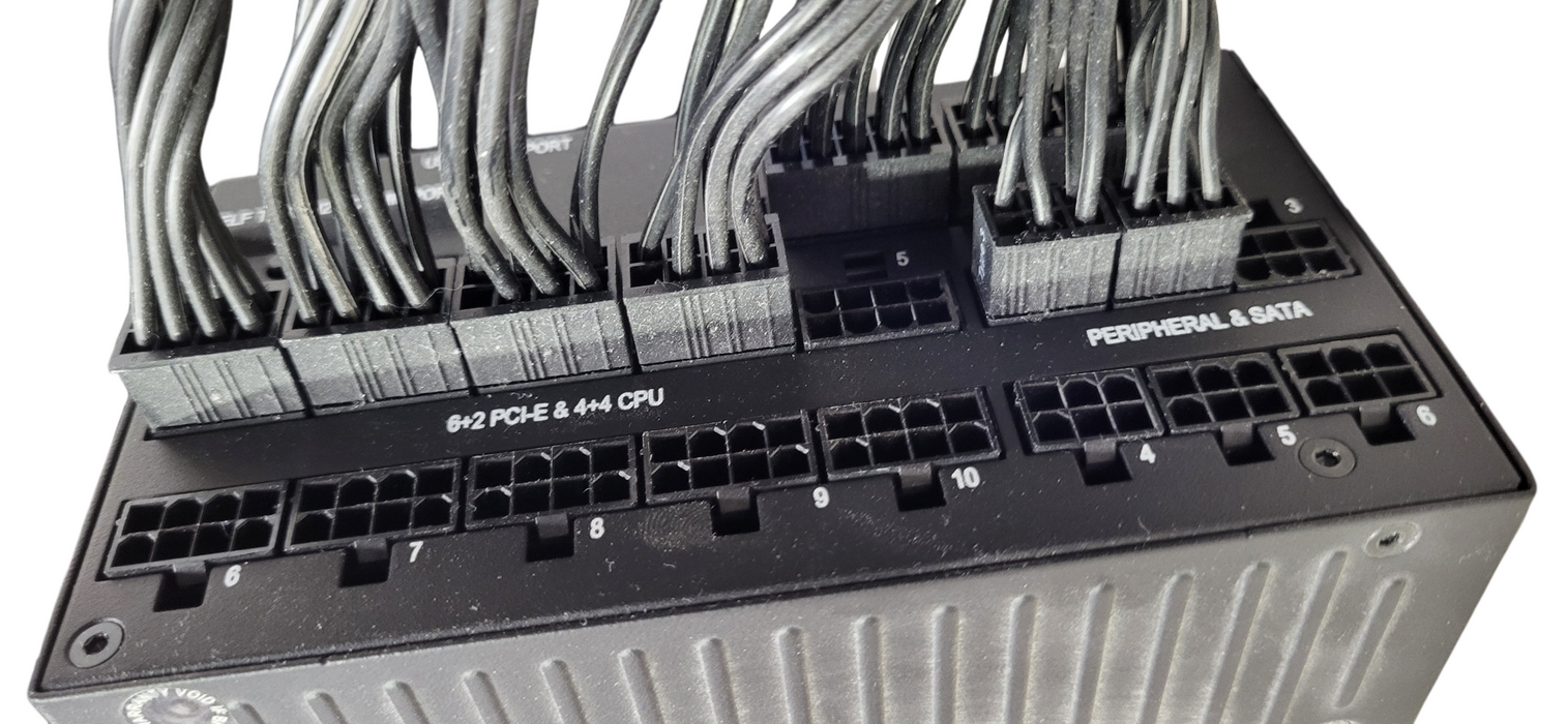 Corsair AX1500i, 220V , 80+ Titanium Full Modular Digital PSU w/ cables