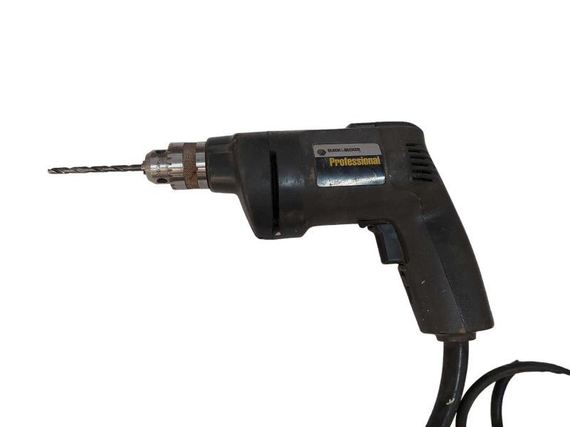 Black & Decker 3/8\\" VSR Holgun Drill Model:1179 with Bit & Chuck Key/Lock  =