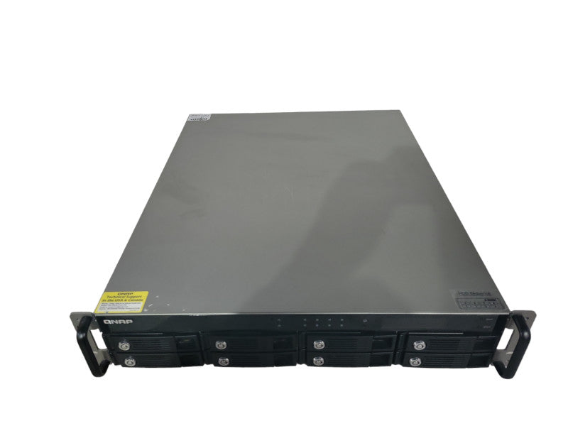 QNAP TS-809U, 8-Bays Network Attached Storage, 4 GB RAM, 4x 2TB HDD !
