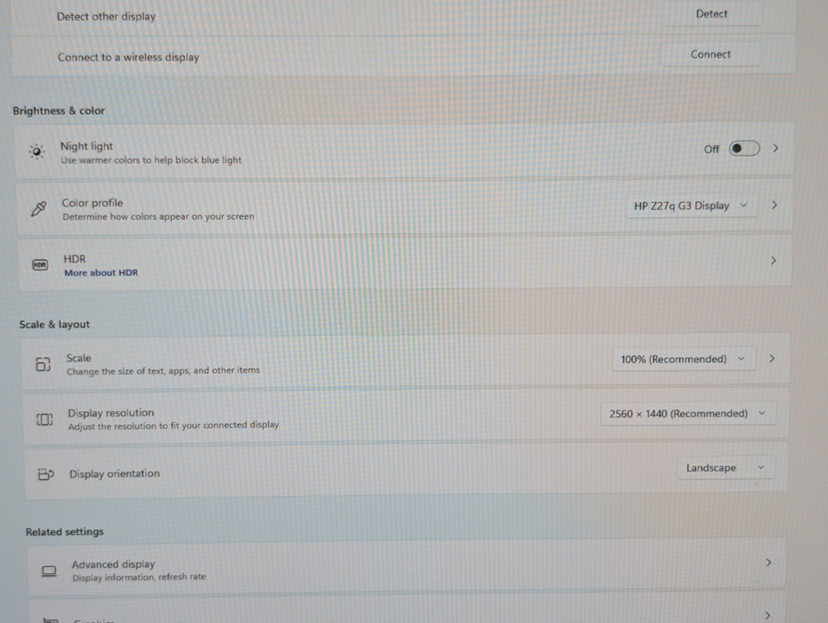 HP Z27q G3 QHD Display 1440P 27 inch Display