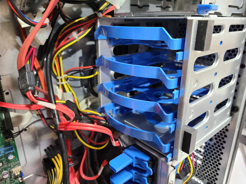 Supermicro CSE-732, X9SRA/X9SRA-3, Xeon E5-2680 V2 2.80GHz, 32GB DDR3