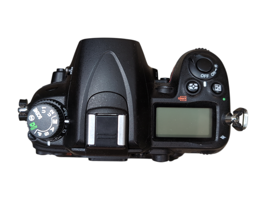 Nikon D7000 16.2MP Digital SLR Camera Body, No Battery, READ