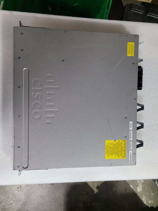 Cisco Catalyst WS-C3850-24T-S 24-Port Network Switch 1x 350W PSU