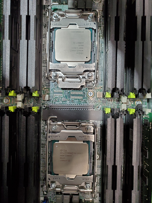 Dell PowerEdge M630 Server Blade | 2x Xeon E5-2620 v3, No RAM/HDD
