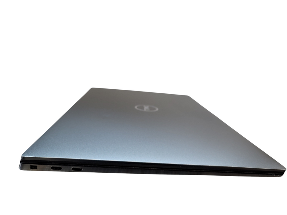 Dell Precision 5560 15" i7-11800H 16GB DDR4 NVIDIA 1200 256GB NVMe 4K  READ