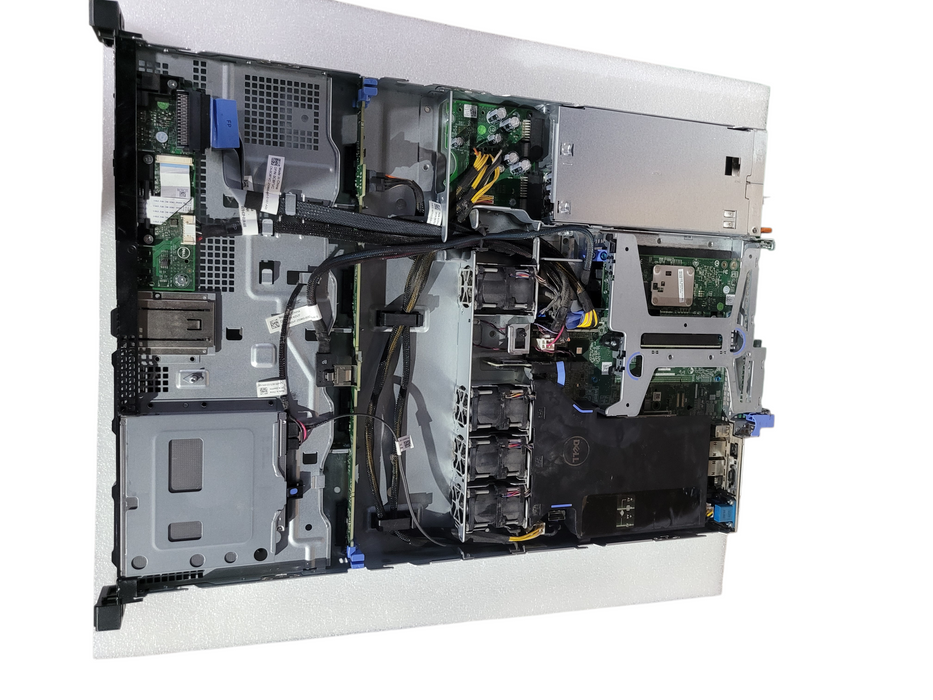 Dell PowerEdge R330 | Xeon E3-1230 v5 @3.40GHz 32GB DDR4 PERC H330 | NO HDD