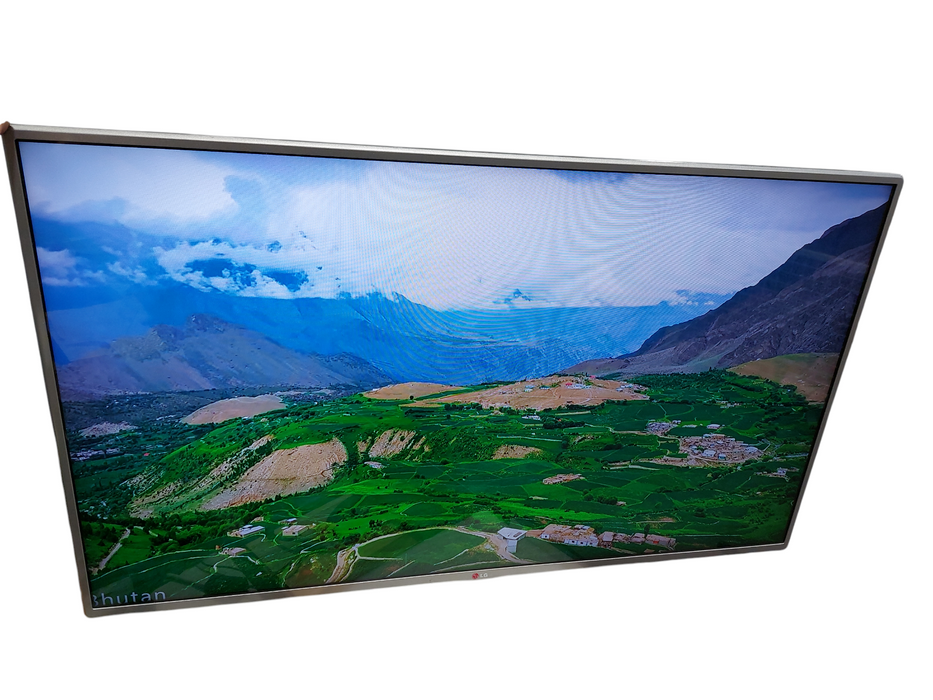 LG 47" TV Model: 47LB5830