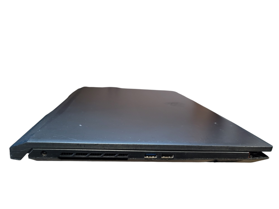 MSI WF76 17" i7-11800H 16GB DDR4 RTX A2000 256GB NVMe READ !!