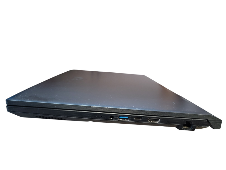 MSI WF76 17" i7-11800H 16GB DDR4 RTX A2000 256GB NVMe READ !!
