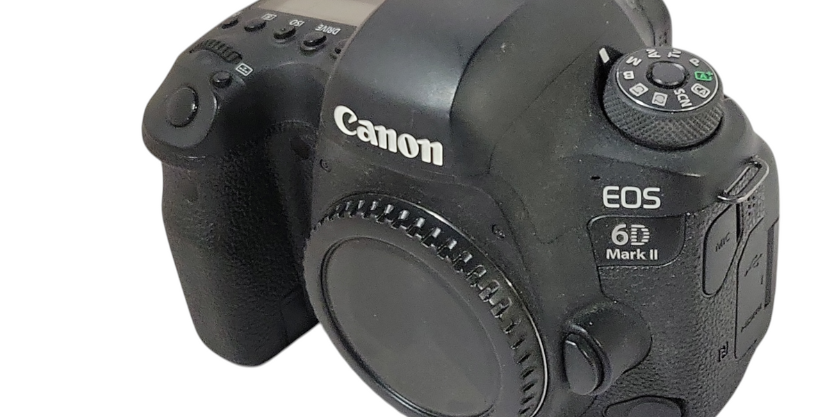 Canon EOS 6D Mark II Digital Camera Body only, READ — retail.era