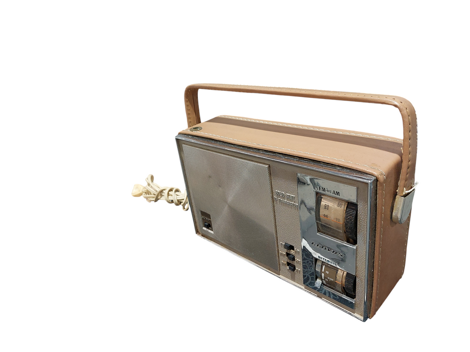 vintage LLOYD'S Radio Solid State 15 Transistor Model: 7N41E