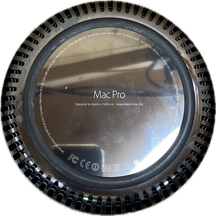 Apple Mac Pro Late 2013 XEON E5-1650 Dual AMD FirePro D500 3GB GPU 16GB 256SSD