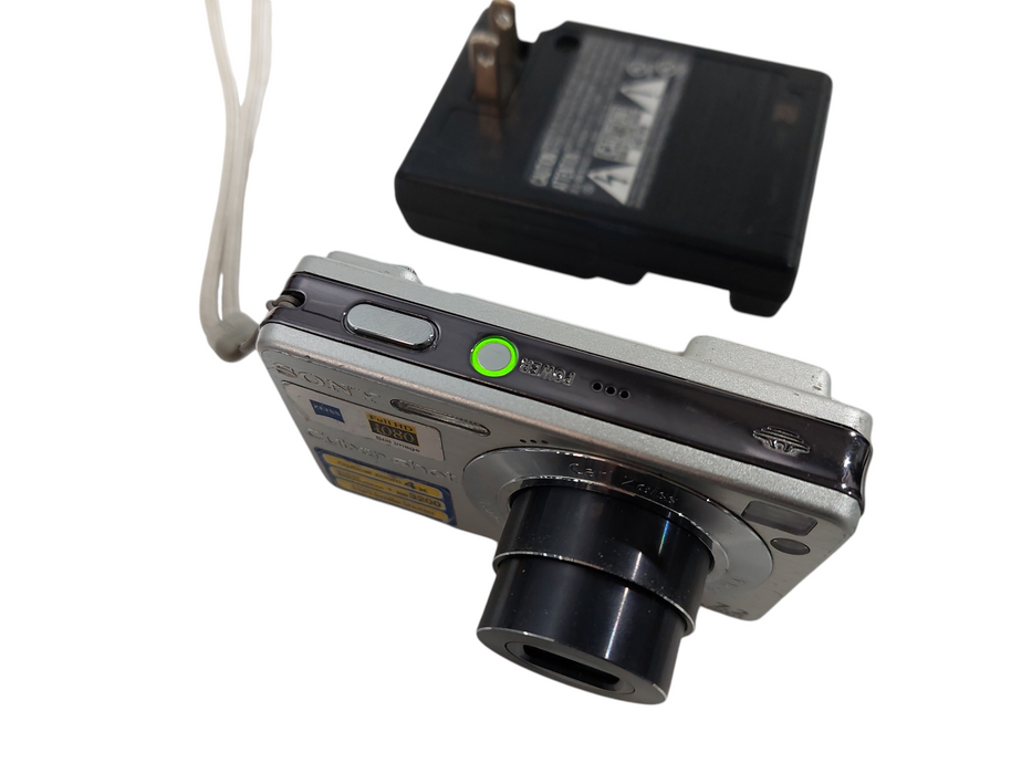 Sony DSC-W120 Super SteadShot CyberShot 7.2 MegaPixels Digital Still Camera