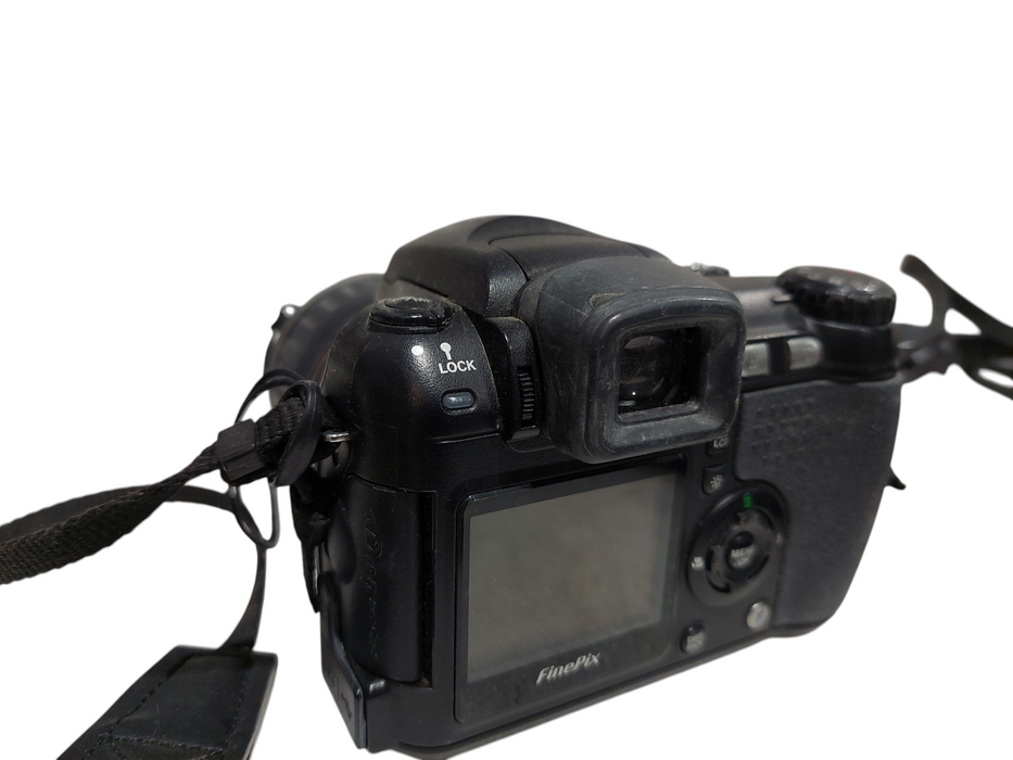 FujiFilm S 5200 Digital Camera 5.1Megapixels 10x Optical Zoom