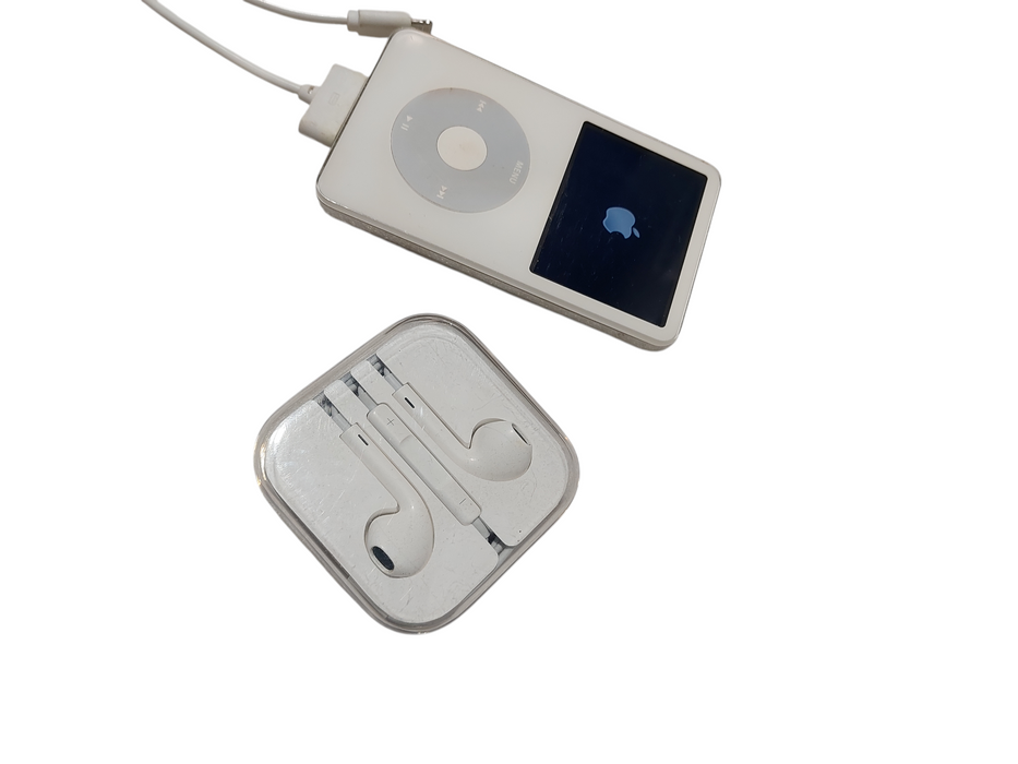 Apple Ipod 80GB Model: A1136 with Apple Earbuds and charge cable