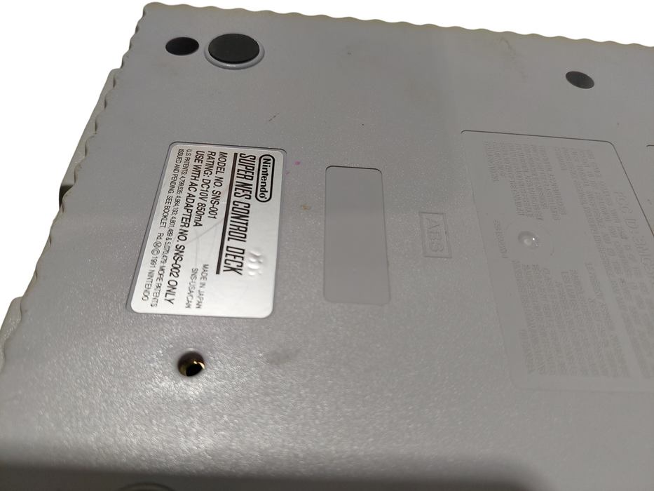 Super Nintendo Entertainment System SNES Model: SNS-001 Console Only