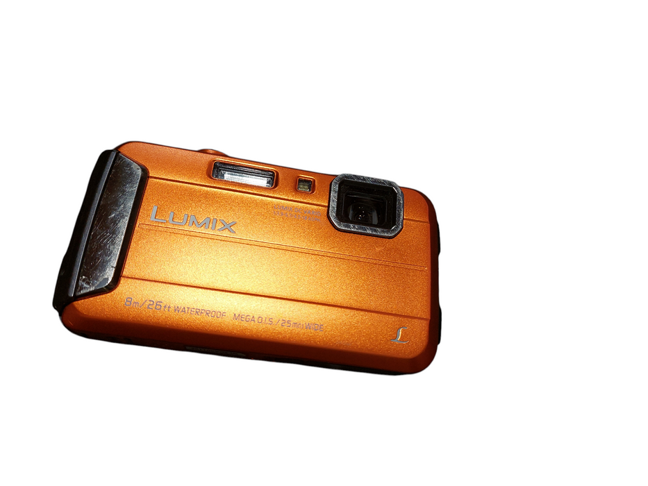 Panasonic Model: DMC-TS30 Lumix DC Vario 8m/26ft waterproof