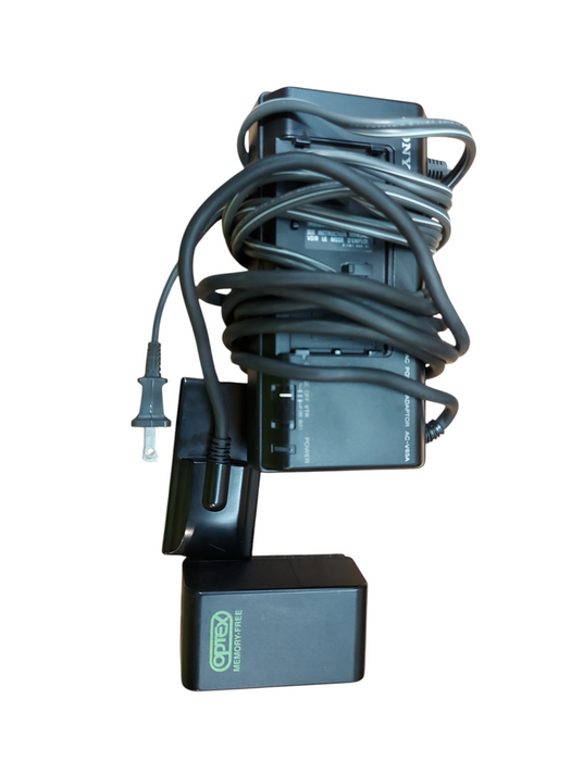 Sony CCD-F501 Video8 Handycam Camcorder W/ Ac Power, Batt., Bag, Strap
