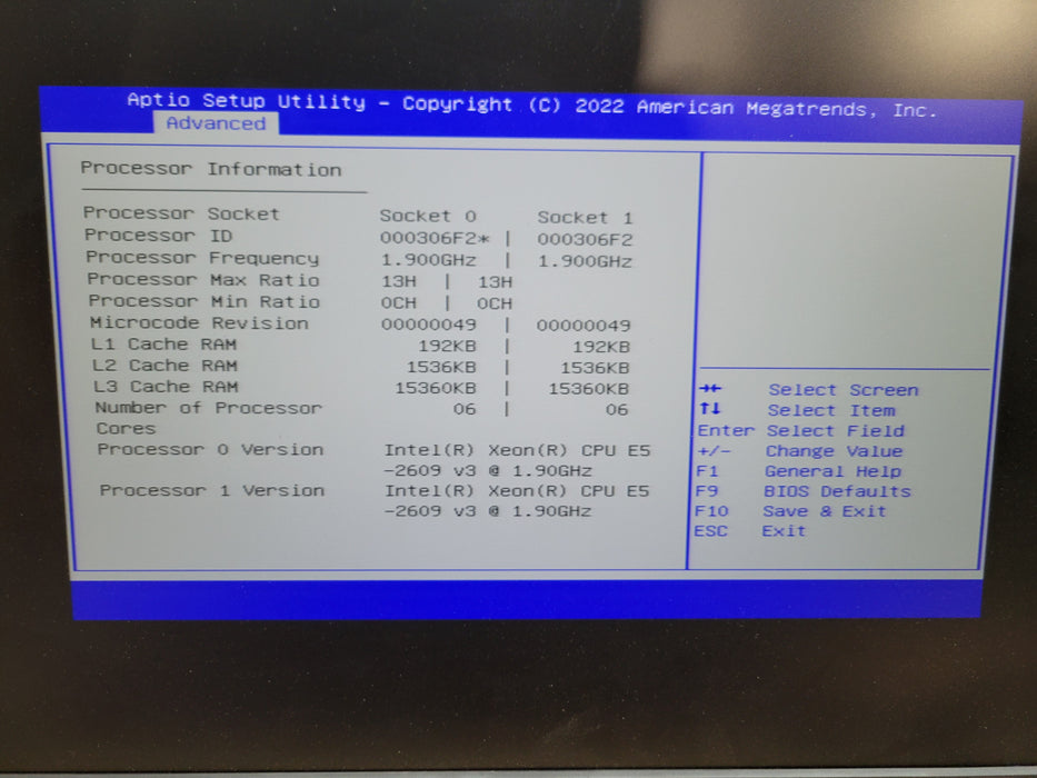 Cisco UCS C220 M4 - 2x Xeon E5-2609 v3 32GB DDR4 AVAGO MR12G SAS 2x770W PSU