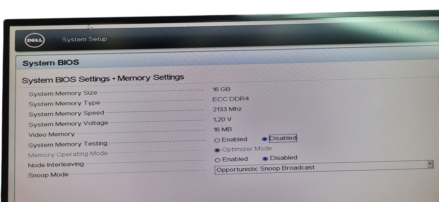 Dell PowerEdge R530 2x Xeon E5 2620 V4 | 16GB DDR4 | No HDD | H330 | 2x 750W