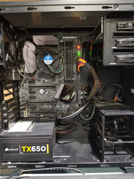 Custom PC w/ STRIX Z270F intel i7-7700 CPU 8GB RAM No HDD
